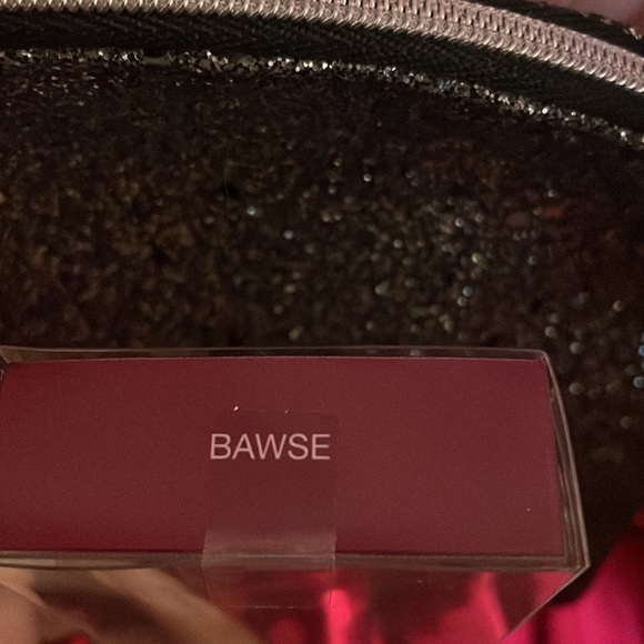 Huda Beauty Demi Matte Cream Lipstick💋Bawse Shade.NIP.🔺FIRM🔺 - Picture 2 of 9